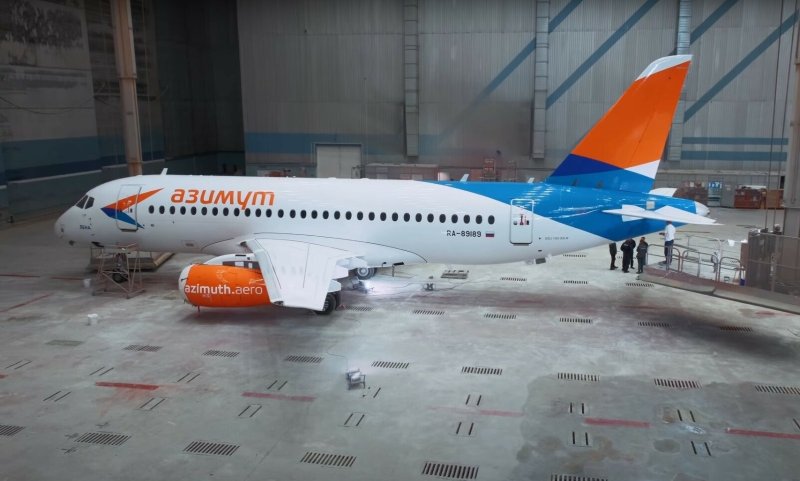 SSJ 100 Азимут