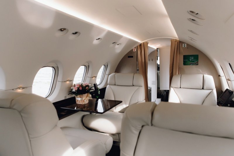 Бизнес-Джет Hawker 800a