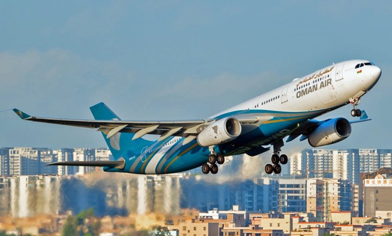 Oman Air a310