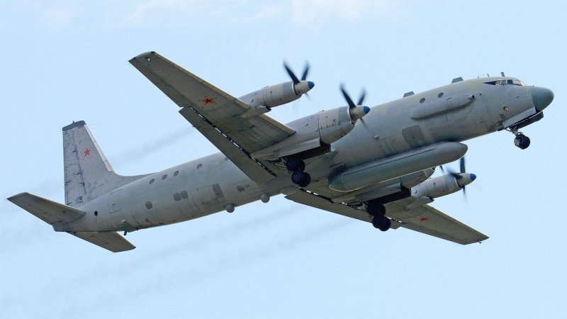 Самолет-разведчик ил-20м
