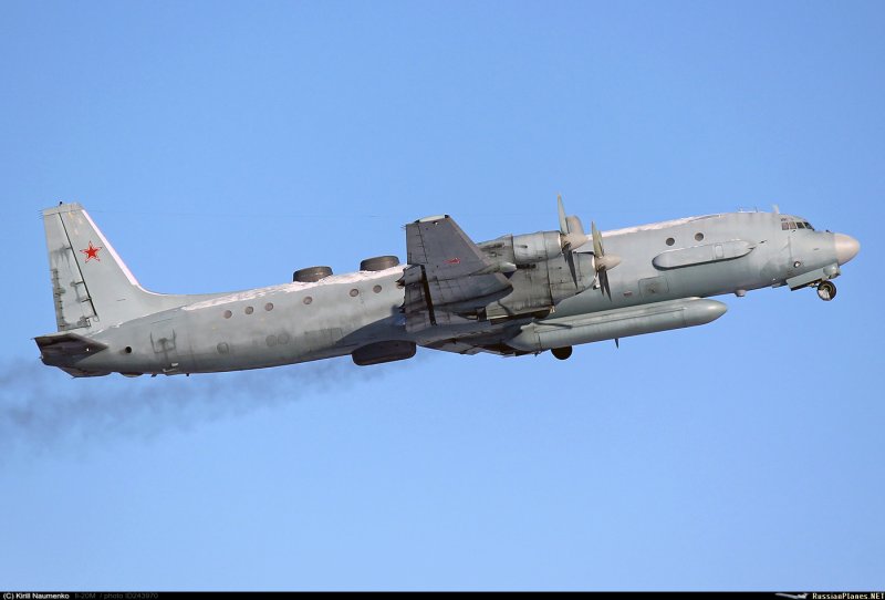 Самолет радиоэлектронной разведки ил-20