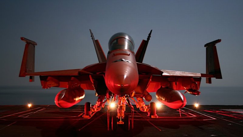 Ф-18 супер Хорнет