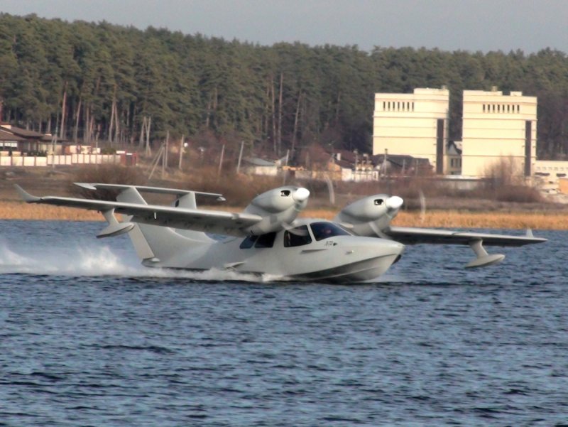 L65 самолёт амфибия
