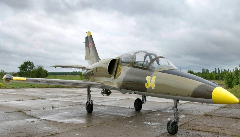 Самолет л-39 Альбатрос