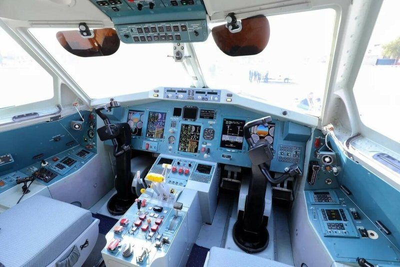 Ил-112в кокпит