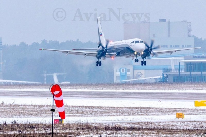 Ил-114 300 пассажирский самолёт