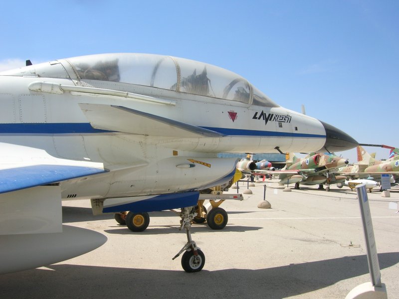 IAI Lavi фото