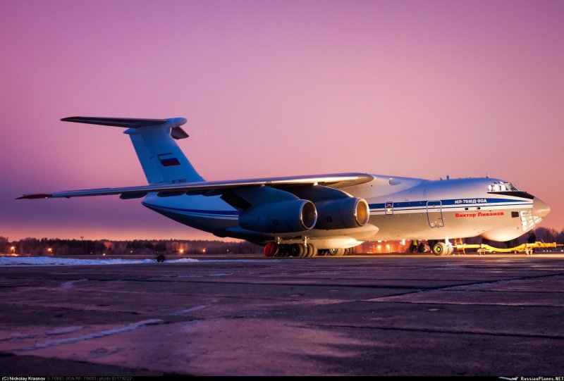 Ил-76мд-90а модель