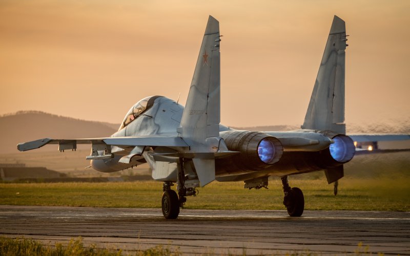 Военные самолёты Су 30