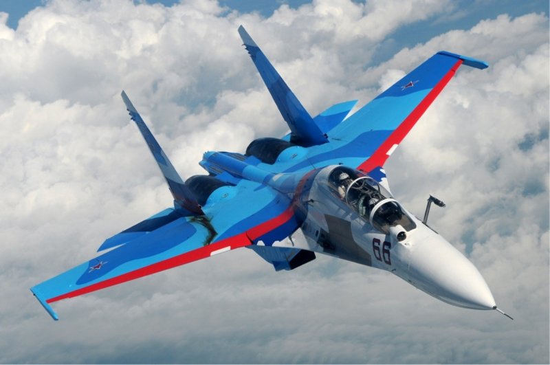 Истребитель Су-30см2