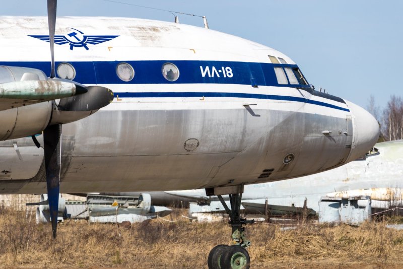 Ил-18 Cargo