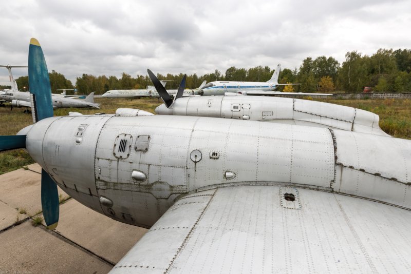 Ил-18 1946 салон