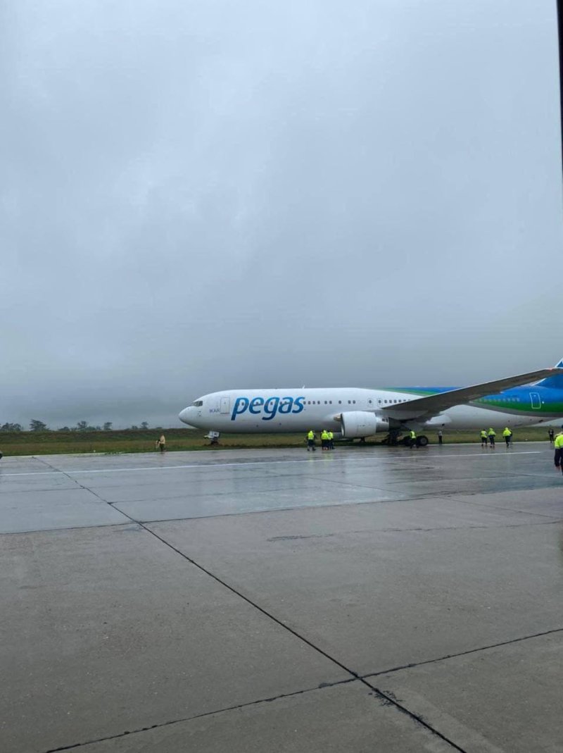 Боинг 737-900er Пегас Флай