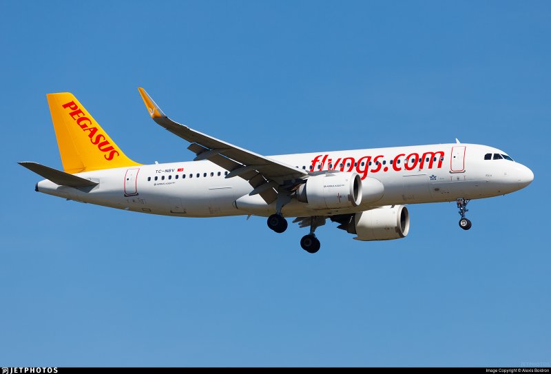 А 320 И b737