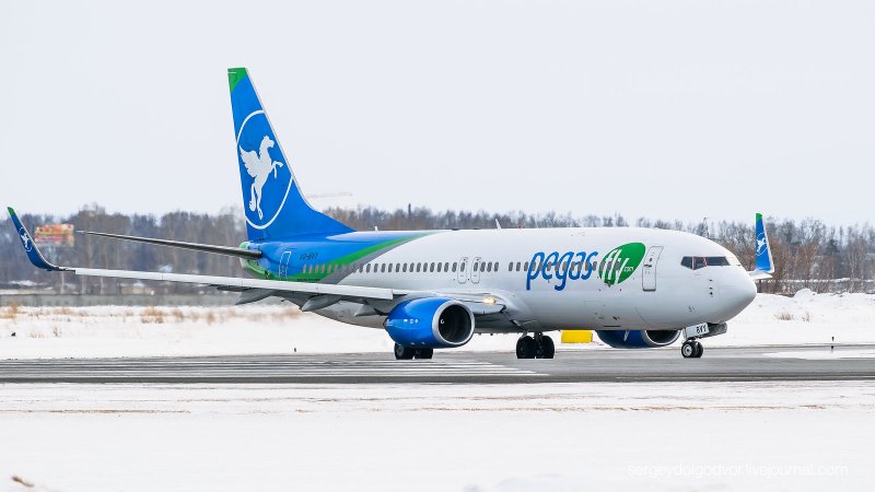 Боинг 737 Pegas Fly