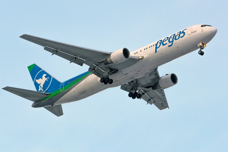 Боинг 777 200 Пегас