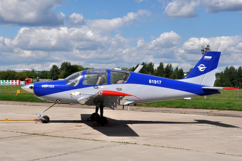 Ил-103 кабина