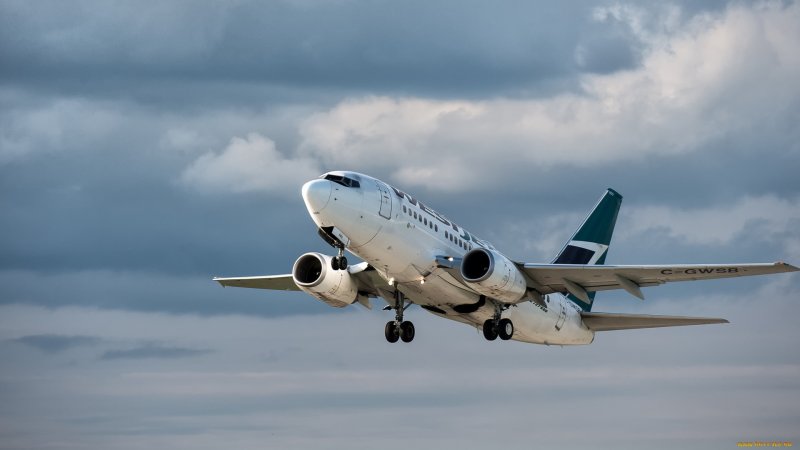 Boeing 737-600 WESTJET
