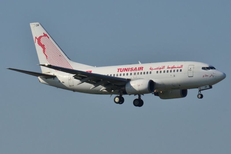 Tunis Air 737-600
