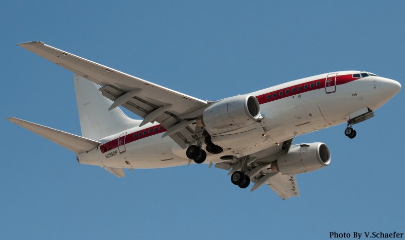 Boeing 737-600 Janet