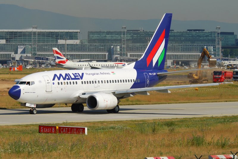 Boeing 737-600