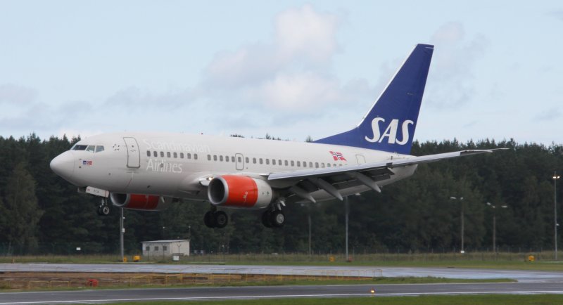 Б737 600