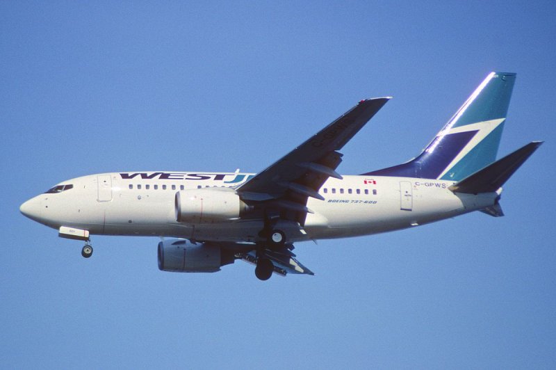 Б737 600