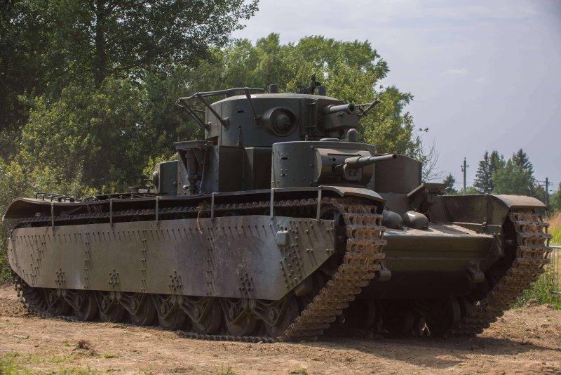 Пятибашенный танк т-35