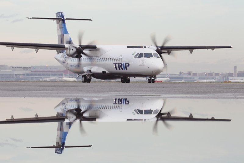 ATR 72-500 самолет