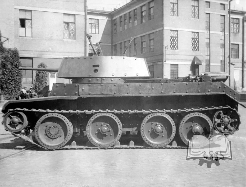 Танк БТ-5 И Т-26