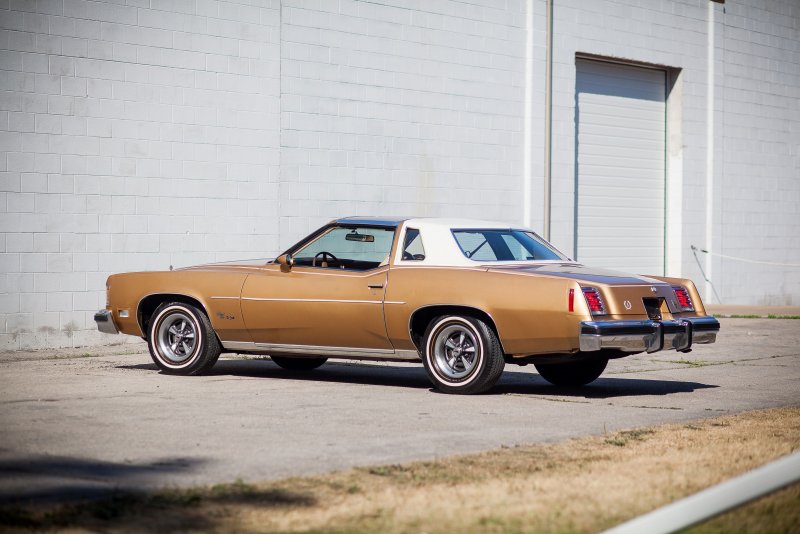 Pontiac Grand prix 1975