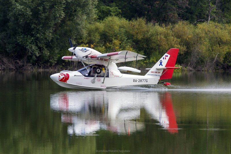 Самолет амфибия r1994l