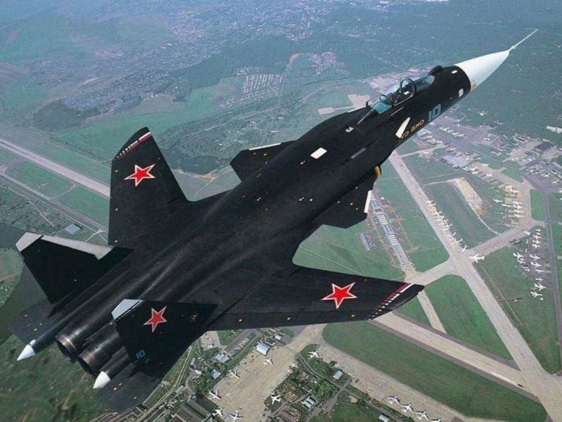 Су 47 с обратной стреловидностью