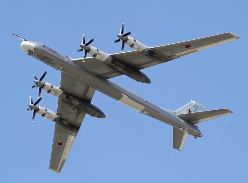 Ту-95 бомбардировщик винты