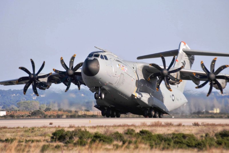 Airbus a400m-180