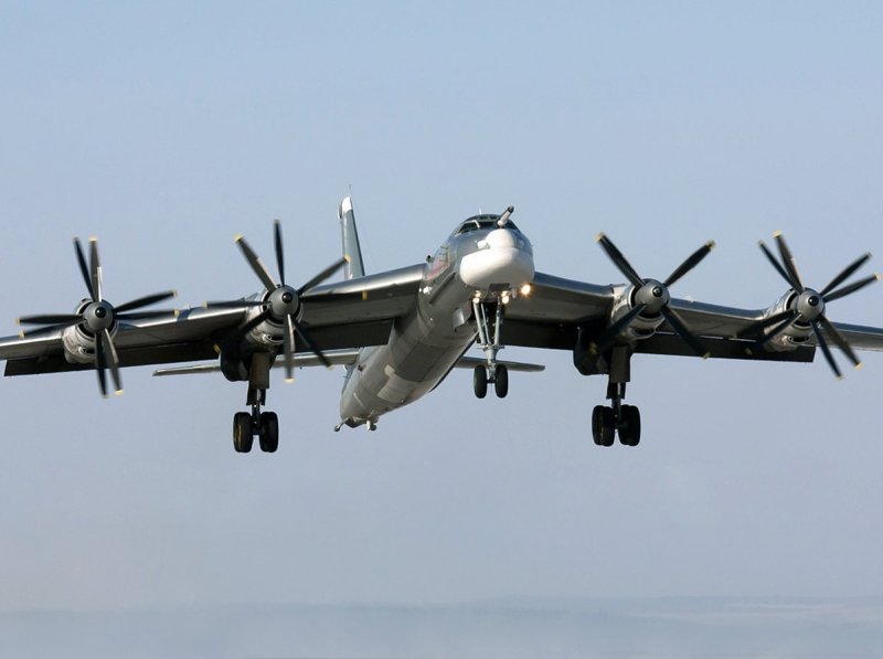 Винтовой бомбардировщик ту 95