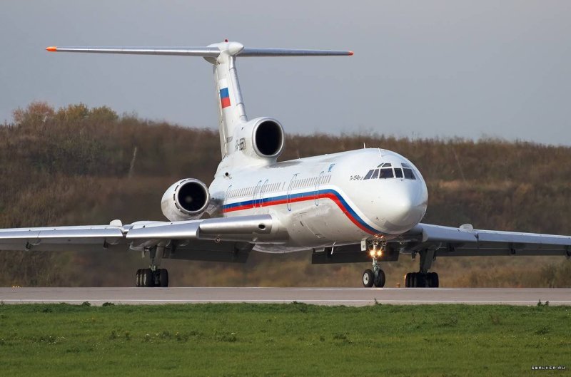 Самолет ту 154 м
