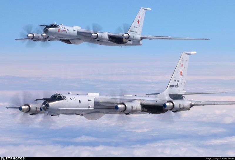 Специализированные противолодочные самолеты ту-142