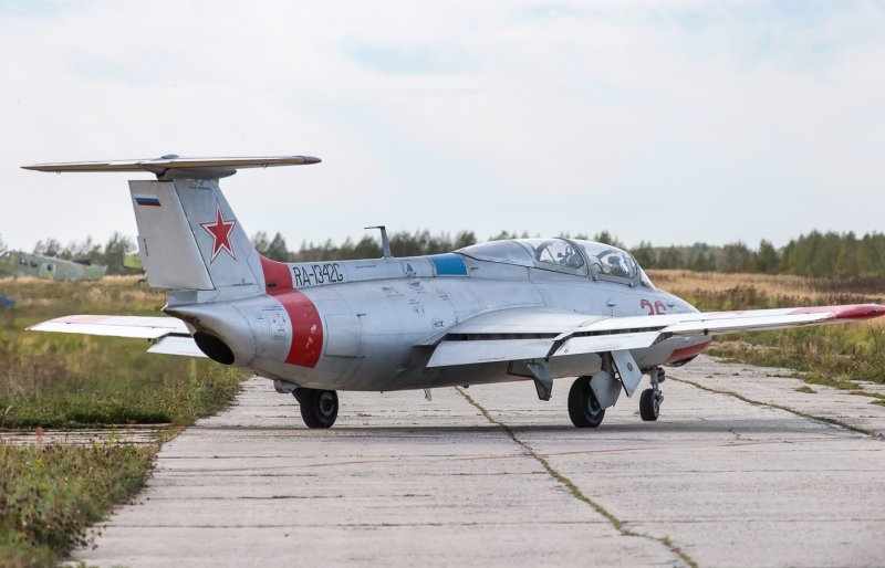 Л-29 Дельфин