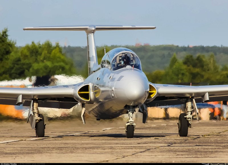 Л-29 шасси