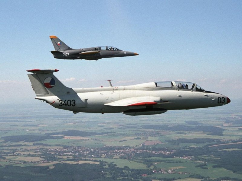 Aero l-29 Delfin