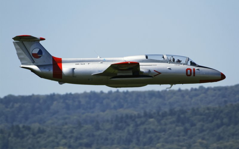 Aero l-29 Delfin