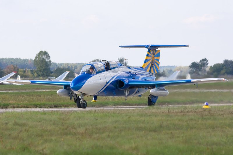 Самолет Аэро л-29 Дельфин