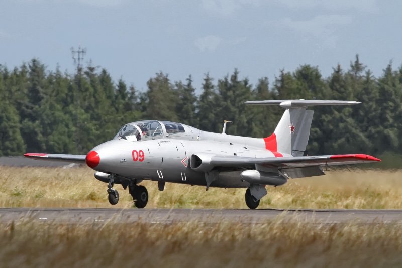 Л-29 Дельфин