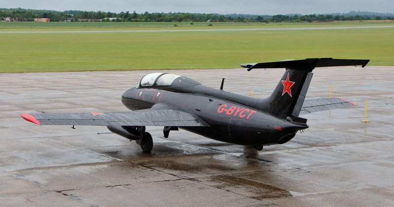 Л-29 Дельфин