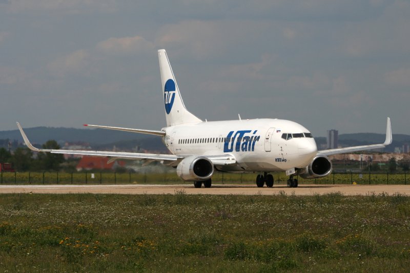 Боинг 737 UTAIR