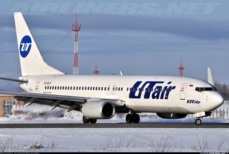 Самолёт Боинг 737-800 ЮТЭЙР