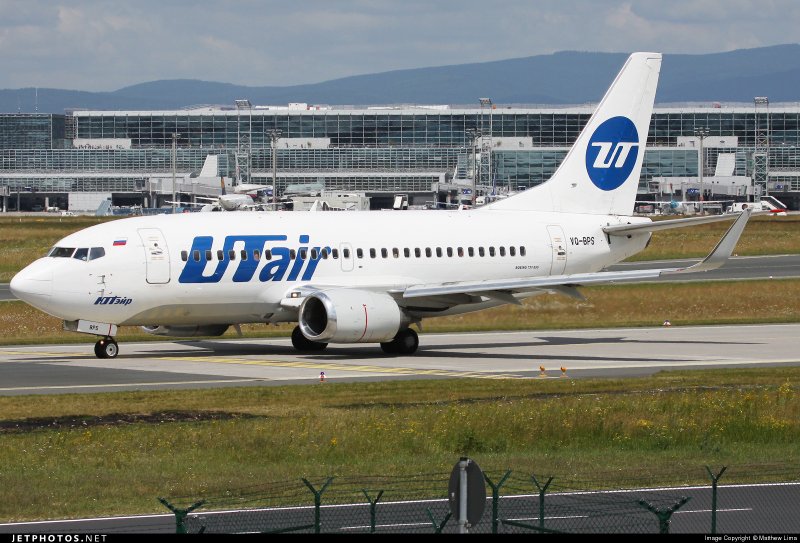 Боинг 737 UTAIR