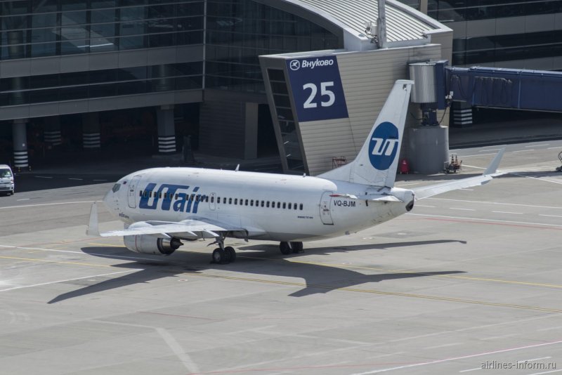 Самолет Боинг 737-500