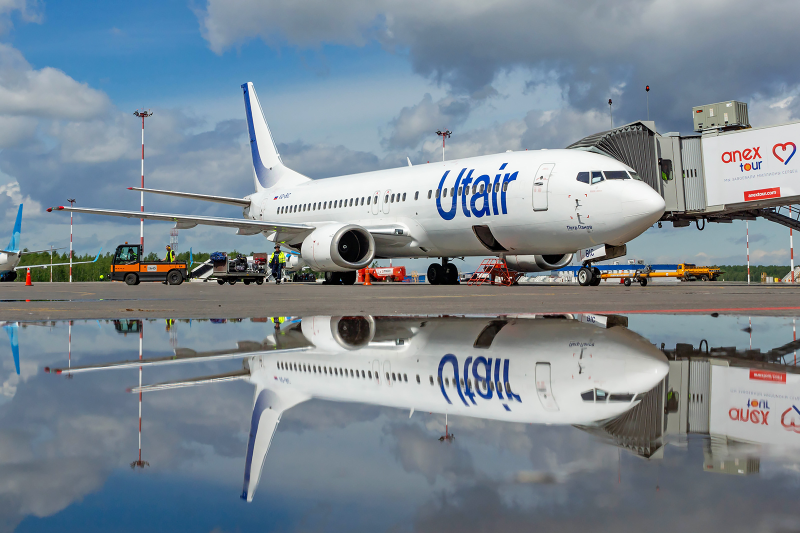 Боинг 747 ЮТЭЙР